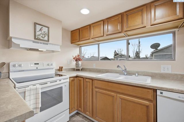 410 Robert Ave., Richland, WA 99352