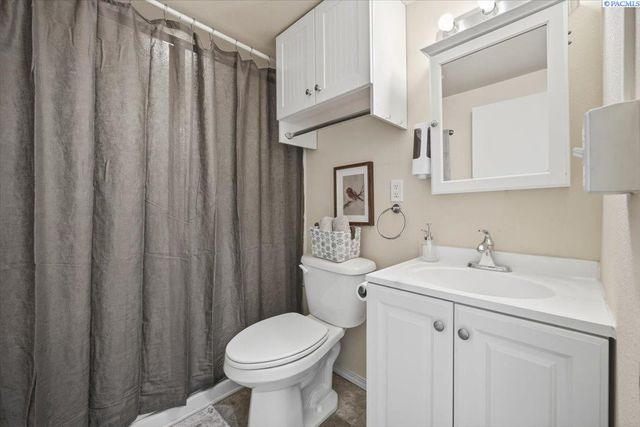 410 Robert Ave., Richland, WA 99352