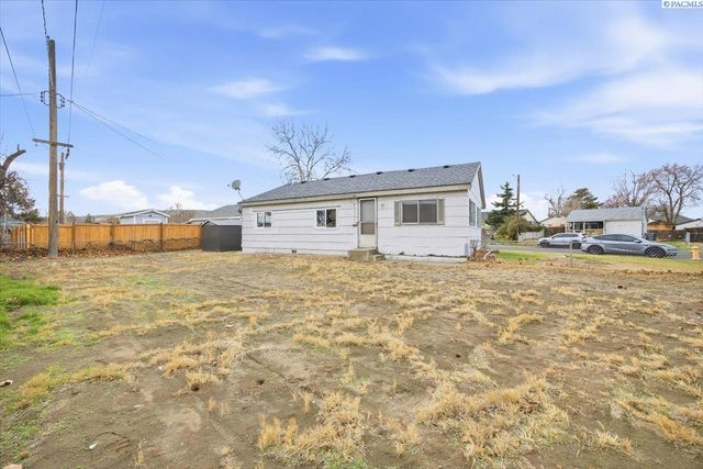 410 Robert Ave., Richland, WA 99352