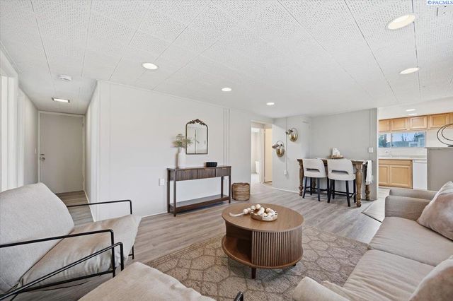 410 Robert Ave., Richland, WA 99352