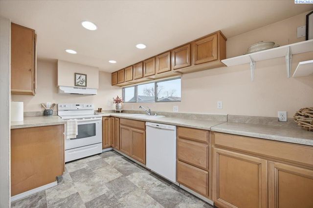 410 Robert Ave., Richland, WA 99352