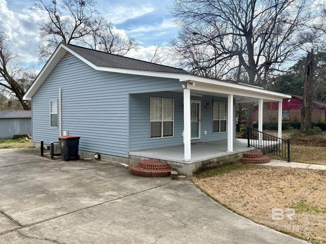 408 E 1st Street, Bay Minette, AL 36507