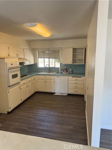 27190 Capilano Drive, Menifee, CA 92586