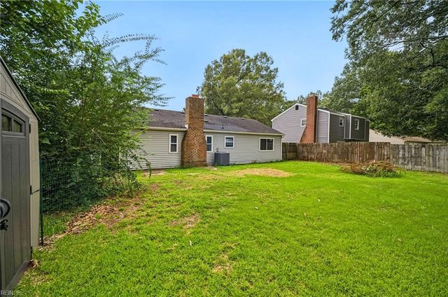 3832 Old Farm RD, Portsmouth, VA 23703