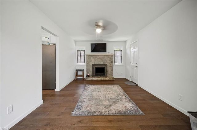 3832 Old Farm RD, Portsmouth, VA 23703