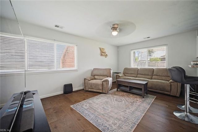 3832 Old Farm RD, Portsmouth, VA 23703