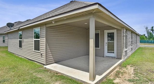 772 Gold Finch Way, Moss Bluff, LA 70611