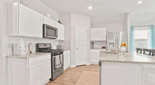 772 Gold Finch Way, Moss Bluff, LA 70611