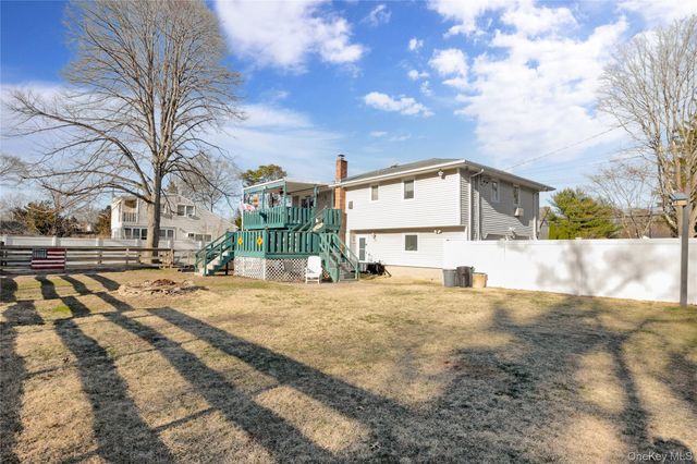1264 Locust Avenue, Bohemia, NY 11716