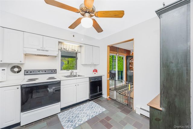 1264 Locust Avenue, Bohemia, NY 11716