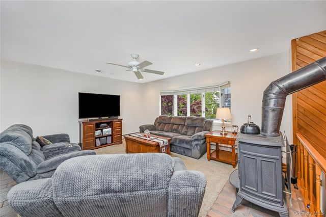 1264 Locust Avenue, Bohemia, NY 11716