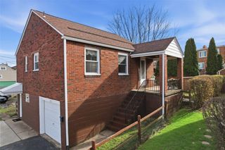 204 Hurston Way, Brentwood, PA 15227