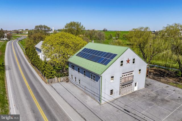 3457 W NEWPORT RD, Ronks, PA 17572