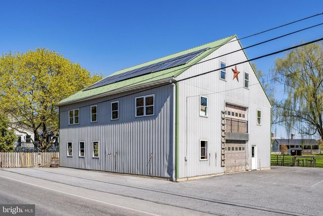 3457 W NEWPORT RD, Ronks, PA 17572