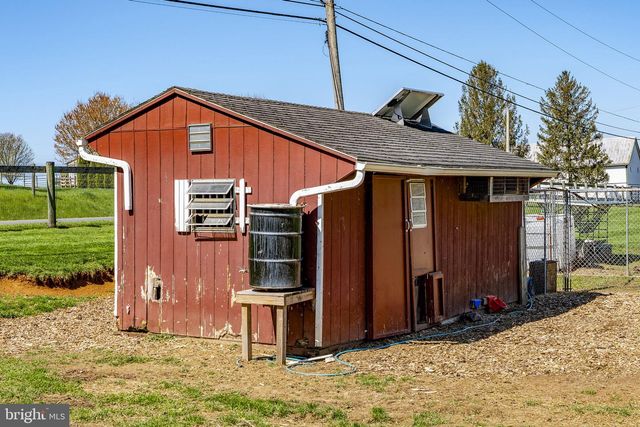 3457 W NEWPORT RD, Ronks, PA 17572