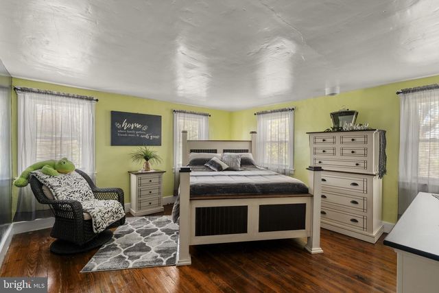 3457 W NEWPORT RD, Ronks, PA 17572