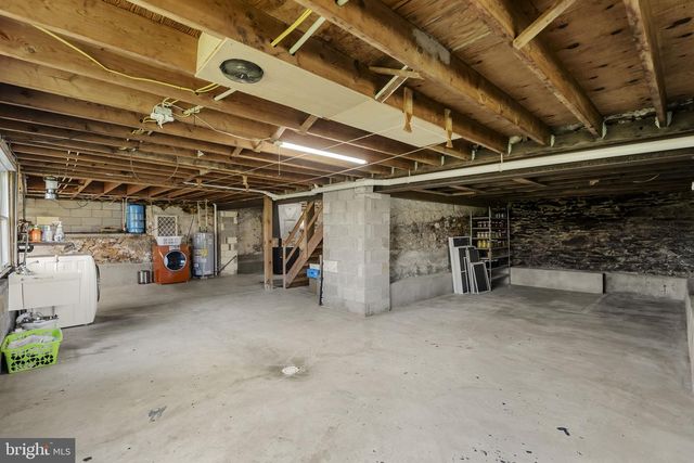 3457 W NEWPORT RD, Ronks, PA 17572