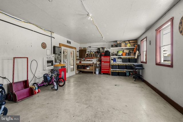 3457 W NEWPORT RD, Ronks, PA 17572