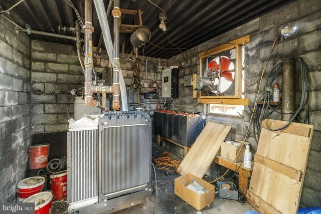 3457 W NEWPORT RD, Ronks, PA 17572