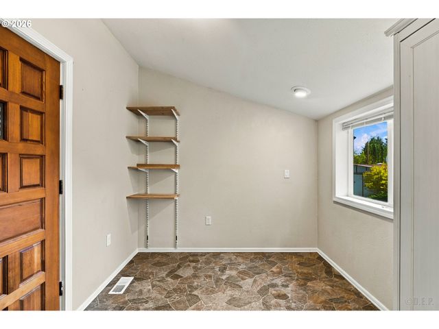 56780 OLD PORTLAND Rd, Warren, OR 97053