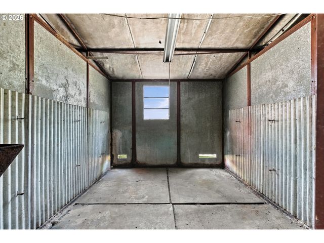 56780 OLD PORTLAND Rd, Warren, OR 97053