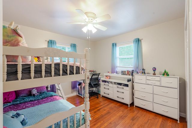 616 S 20th Street, Chesterton, IN 46304