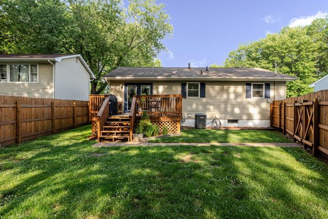 616 S 20th Street, Chesterton, IN 46304
