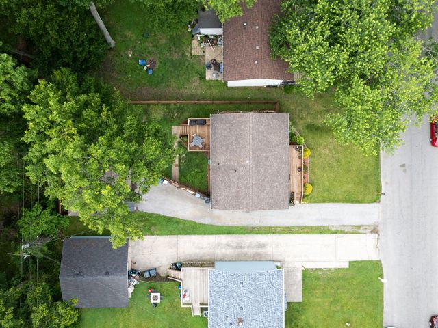 616 S 20th Street, Chesterton, IN 46304