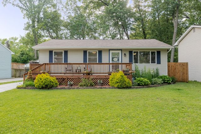 616 S 20th Street, Chesterton, IN 46304