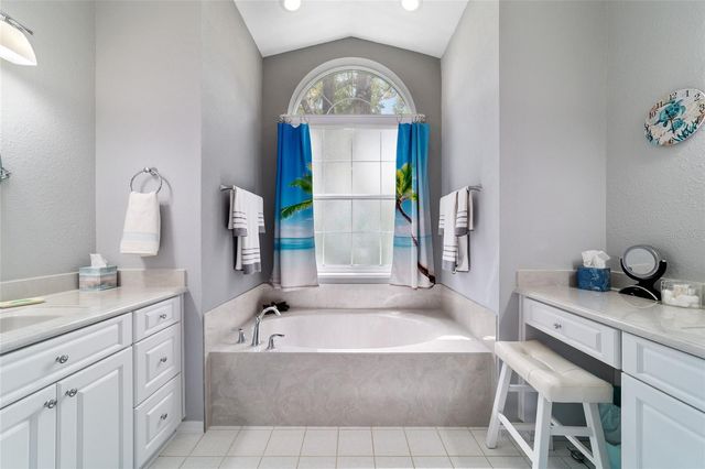 19213 SW 101ST PLACE ROAD, Dunnellon, FL 34432