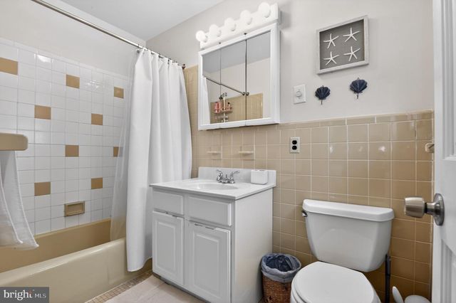 3566 WEST AVE, Ocean City, NJ 08226