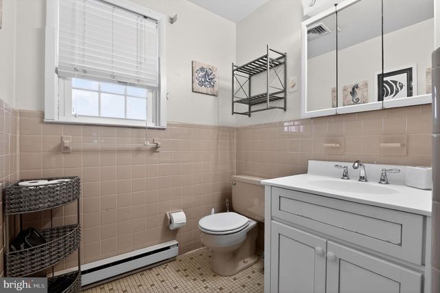 3566 WEST AVE, Ocean City, NJ 08226