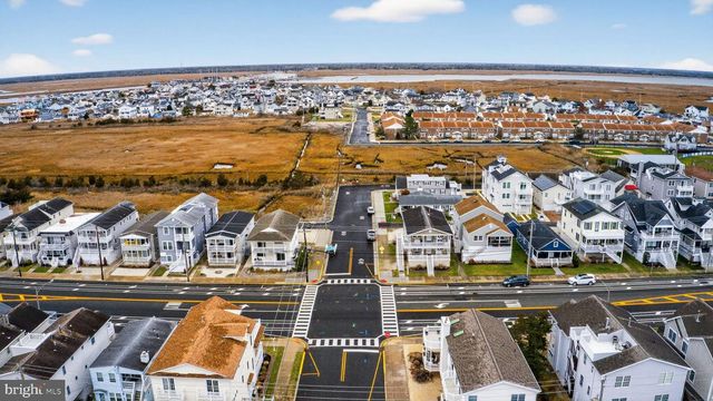 3566 WEST AVE, Ocean City, NJ 08226