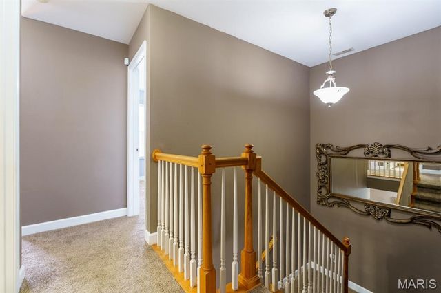 104 Angel Oak Court, Edwardsville, IL 62025