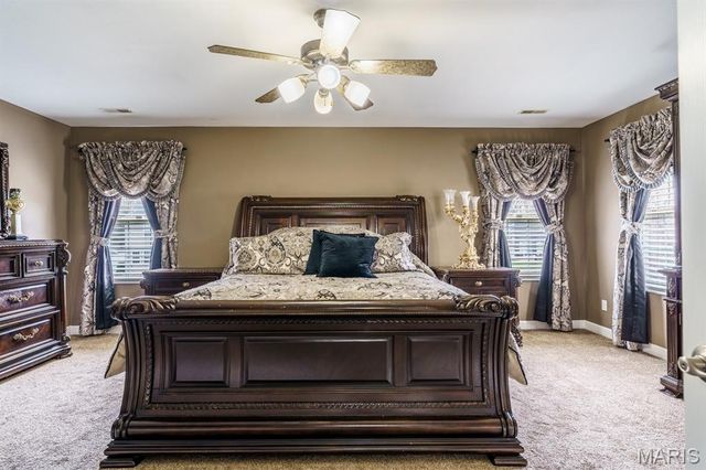 104 Angel Oak Court, Edwardsville, IL 62025
