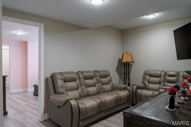 104 Angel Oak Court, Edwardsville, IL 62025