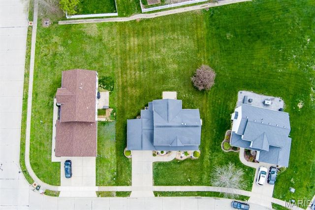 104 Angel Oak Court, Edwardsville, IL 62025