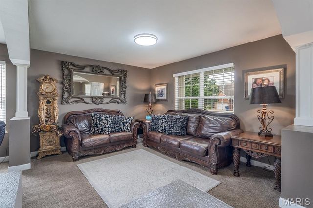 104 Angel Oak Court, Edwardsville, IL 62025