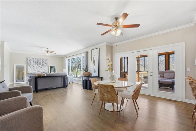 3916 SW Granite Lane, Lee's Summit, MO 64082