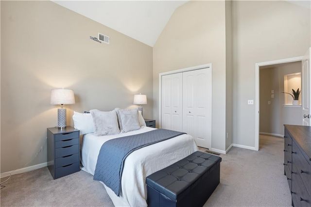 3916 SW Granite Lane, Lee's Summit, MO 64082