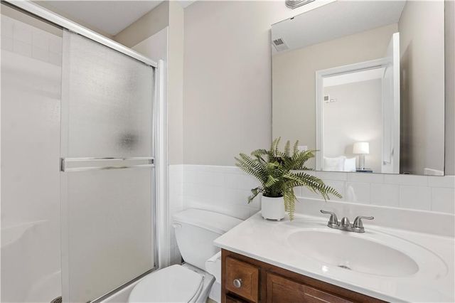 3916 SW Granite Lane, Lee's Summit, MO 64082