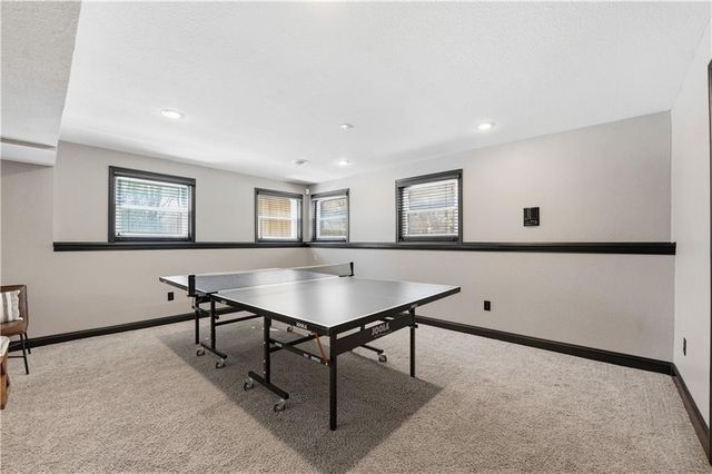 3916 SW Granite Lane, Lee's Summit, MO 64082