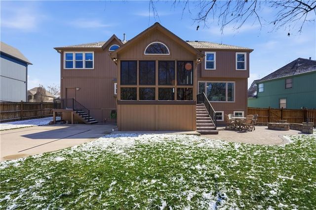 3916 SW Granite Lane, Lee's Summit, MO 64082