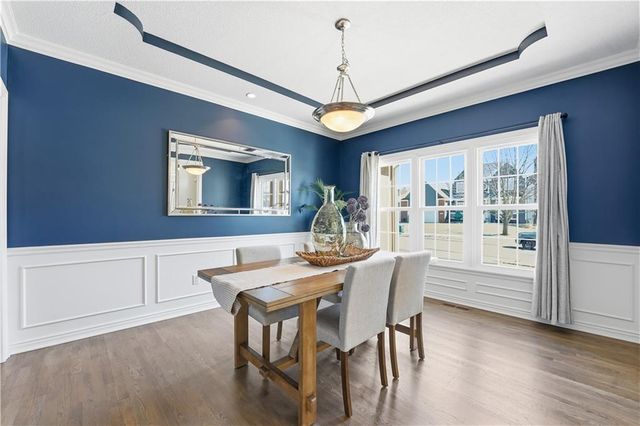 3916 SW Granite Lane, Lee's Summit, MO 64082