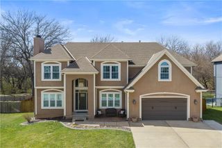 3916 SW Granite Lane, Lee's Summit, MO 64082