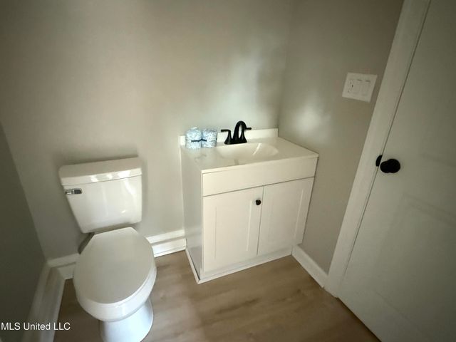 1400 Riverside Drive, Gautier, MS 39553