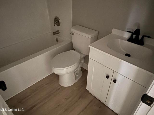 1400 Riverside Drive, Gautier, MS 39553