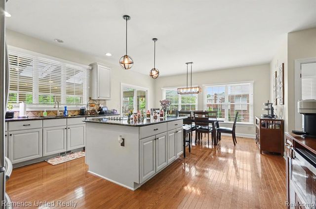 26455 Glenwood Drive, Novi, MI 48374