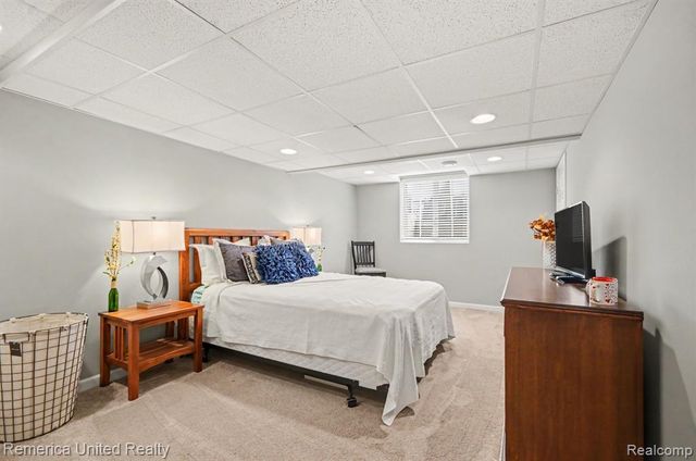 26455 Glenwood Drive, Novi, MI 48374