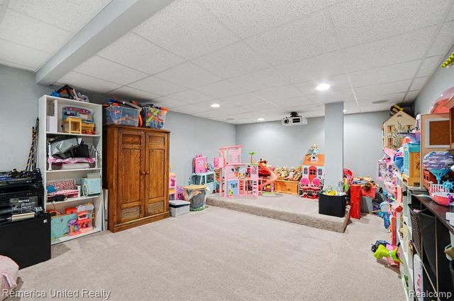 26455 Glenwood Drive, Novi, MI 48374